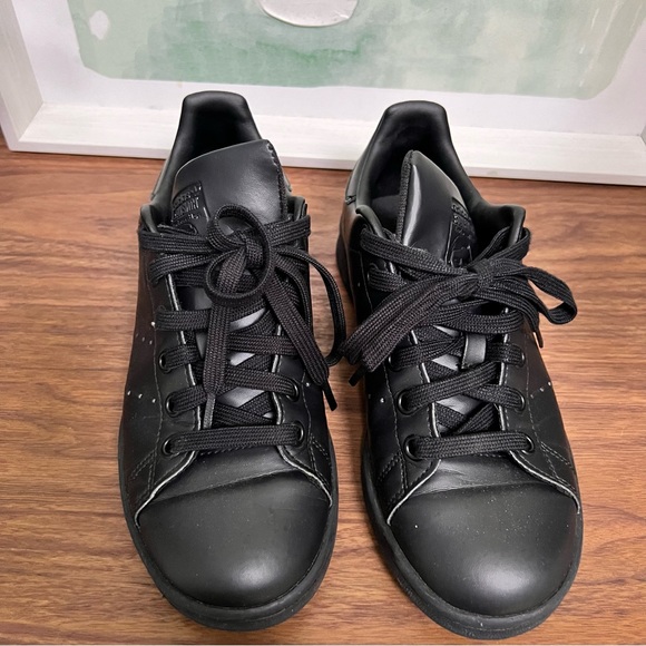 Adidas Stan Smith Women’s Size 5 Black - Picture 2 of 6